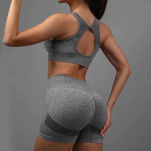 GlamFit Seamless Yoga Set - WellnessWays Fitness and Wellbeing