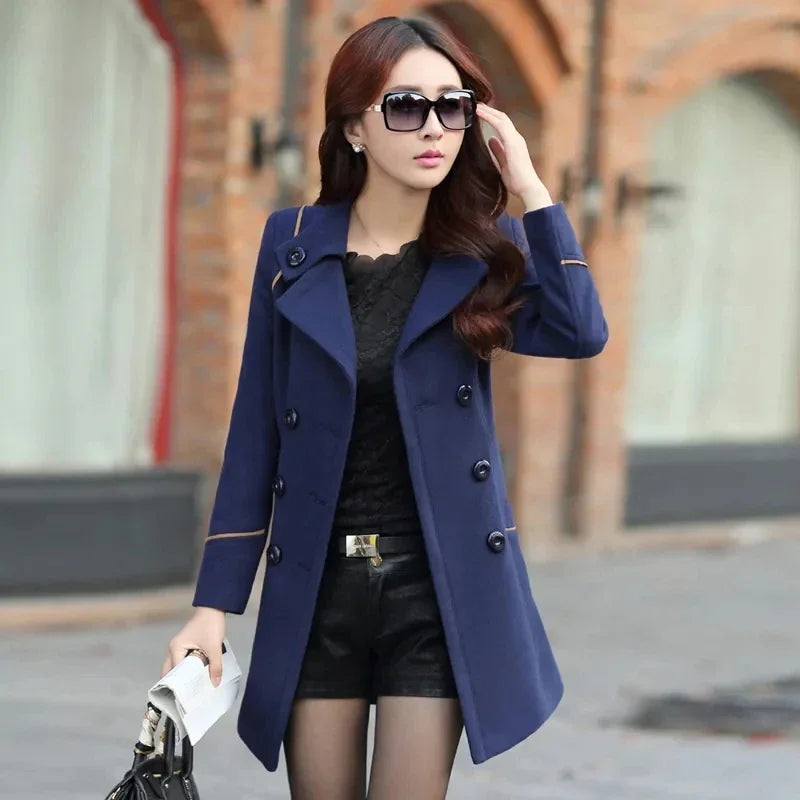 Chic Women's Double-Breasted Trenchcoat