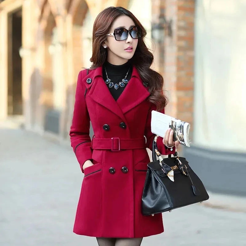 Chic Women's Double-Breasted Trenchcoat