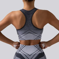 Seamless Yoga Set for Women - WellnessWays Fitness and Wellbeing